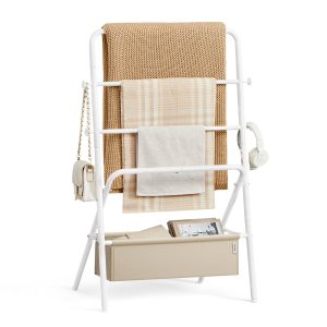 Foldable Blanket Holder